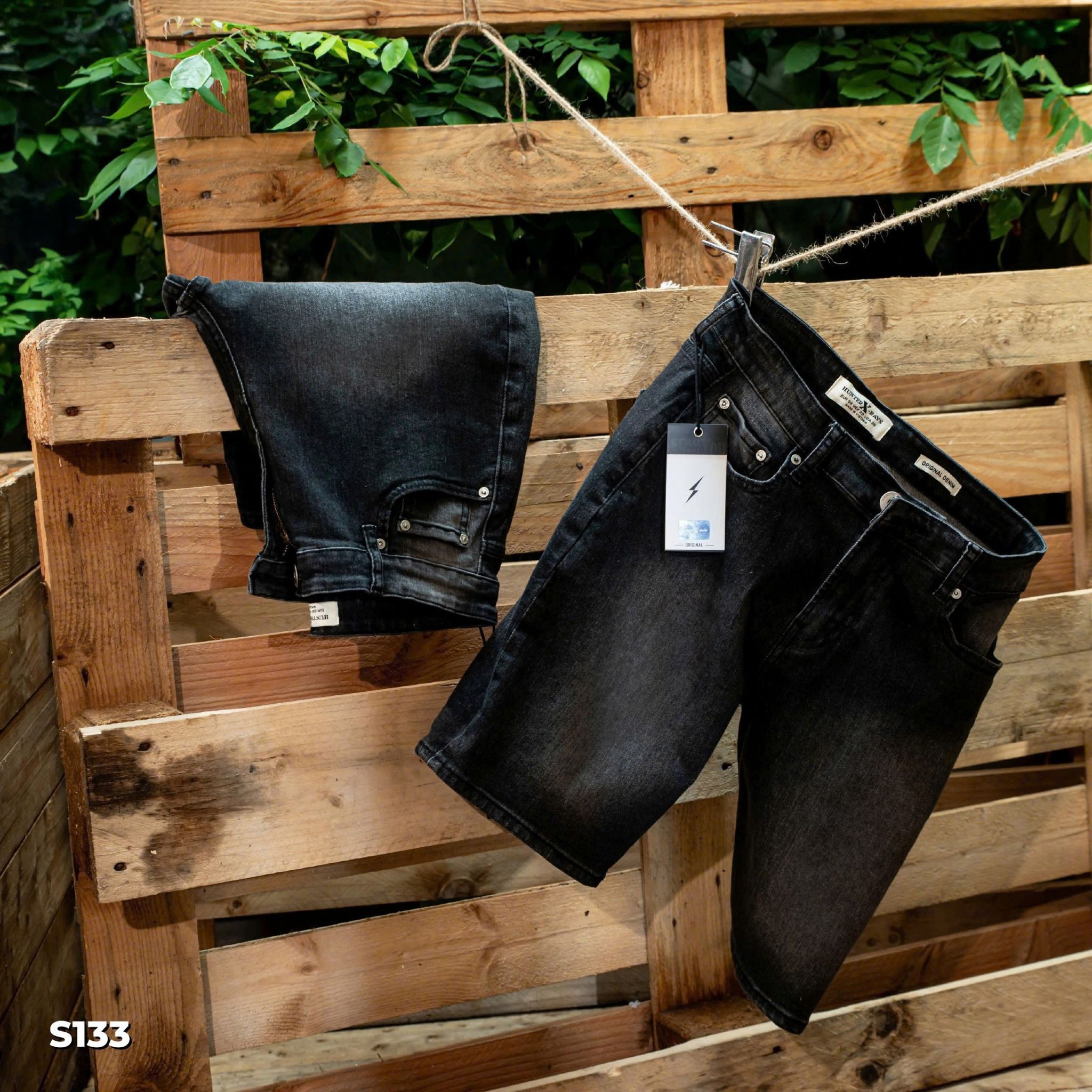 QJ SHORT S132 S133 XÁM ĐEN HUNTER