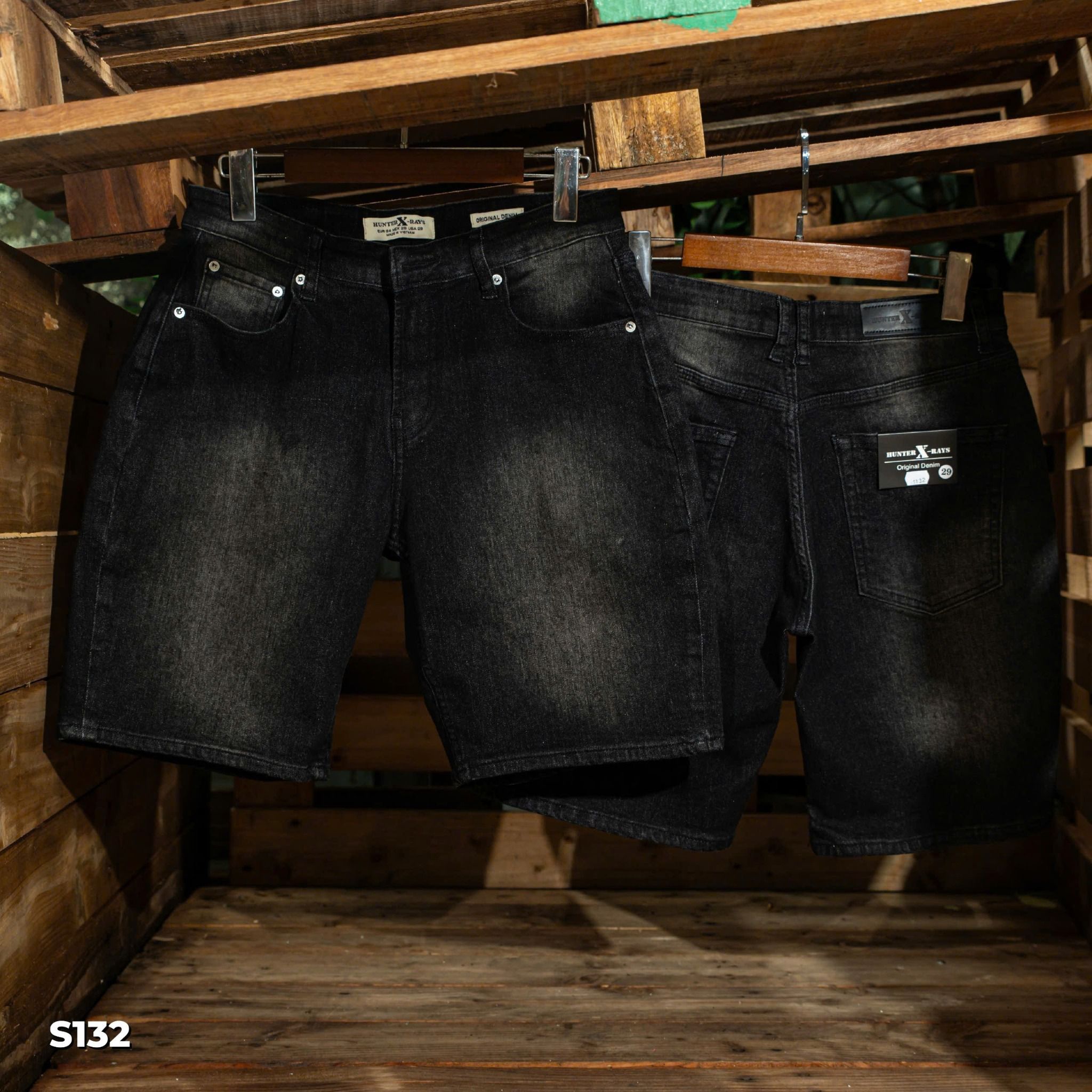 QJ SHORT S132 S133 XÁM ĐEN HUNTER