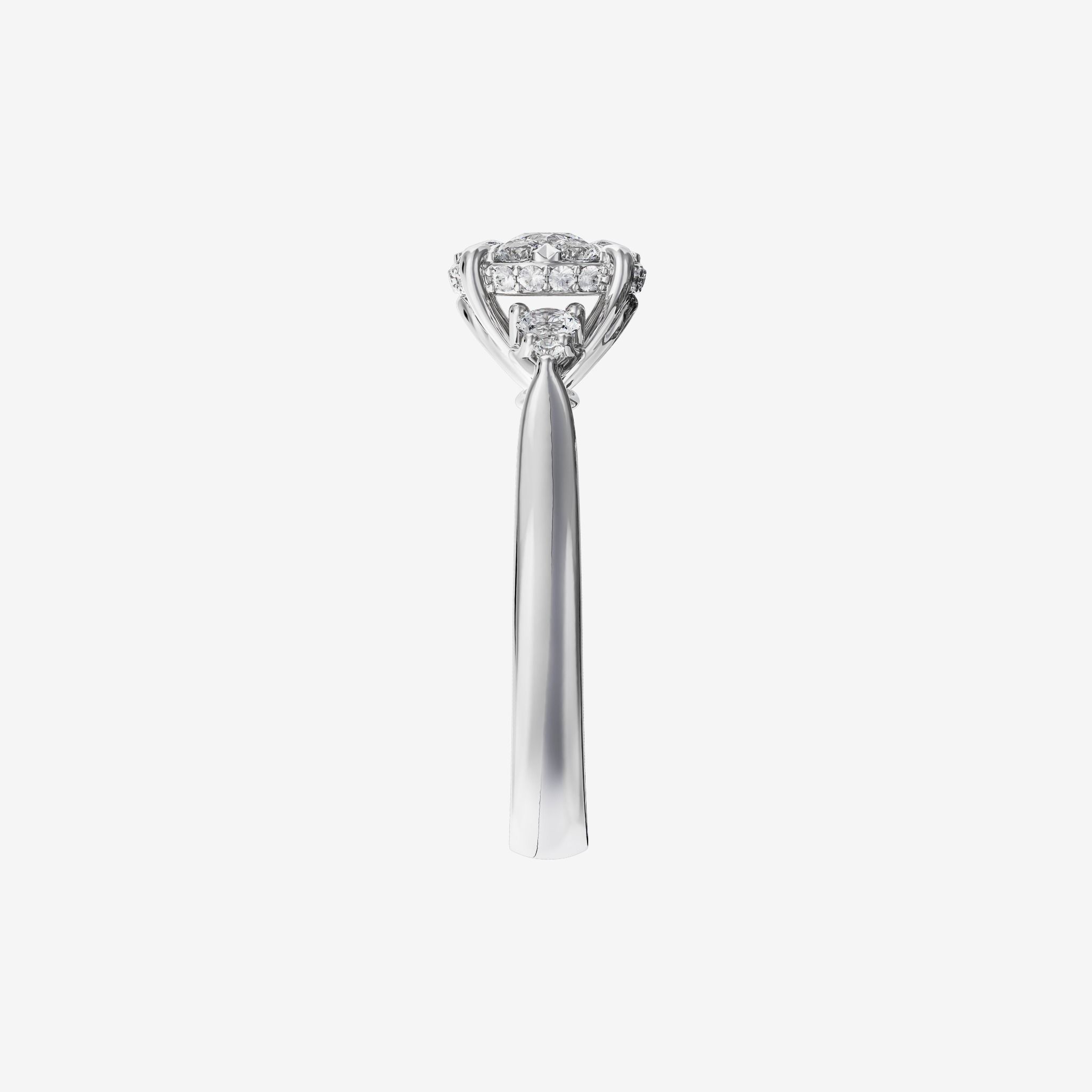 ACCENTED CLUSTER RING