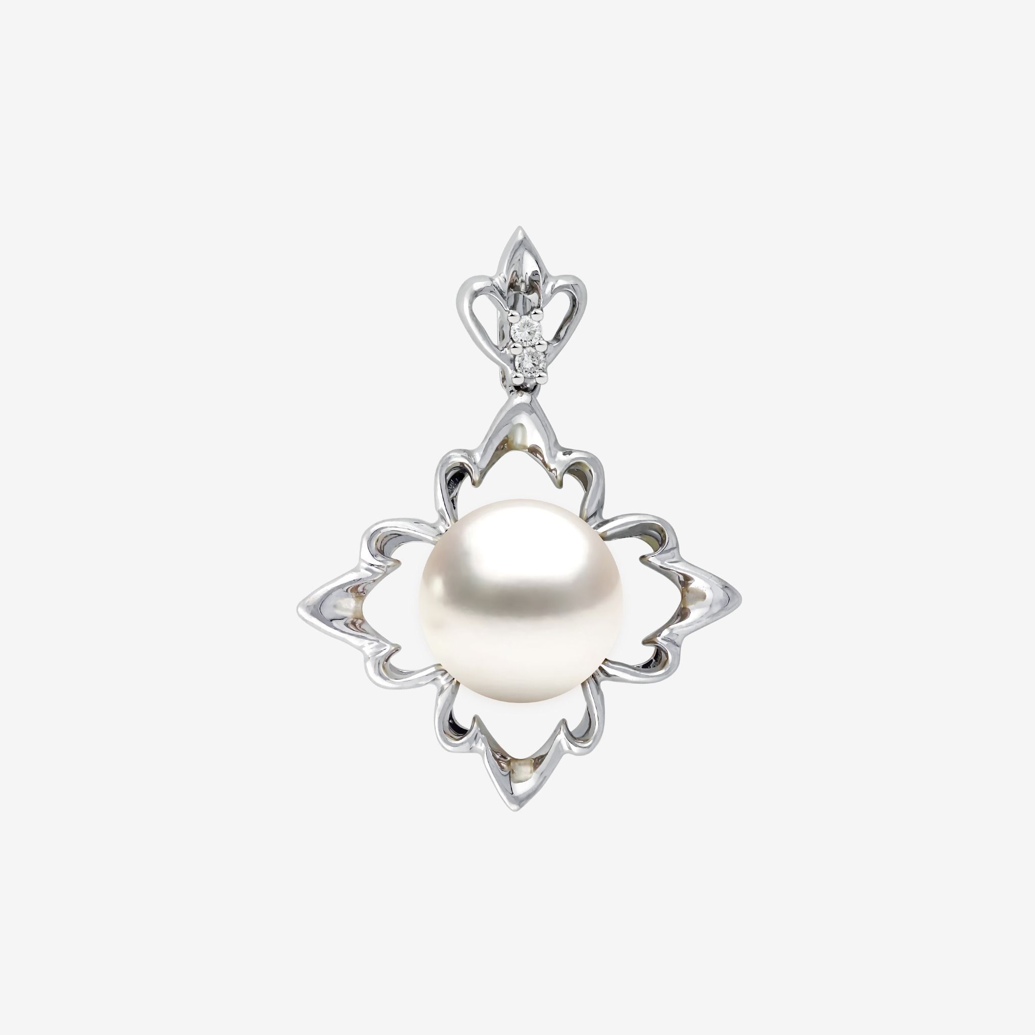 FLORAL PEARL PENDANT