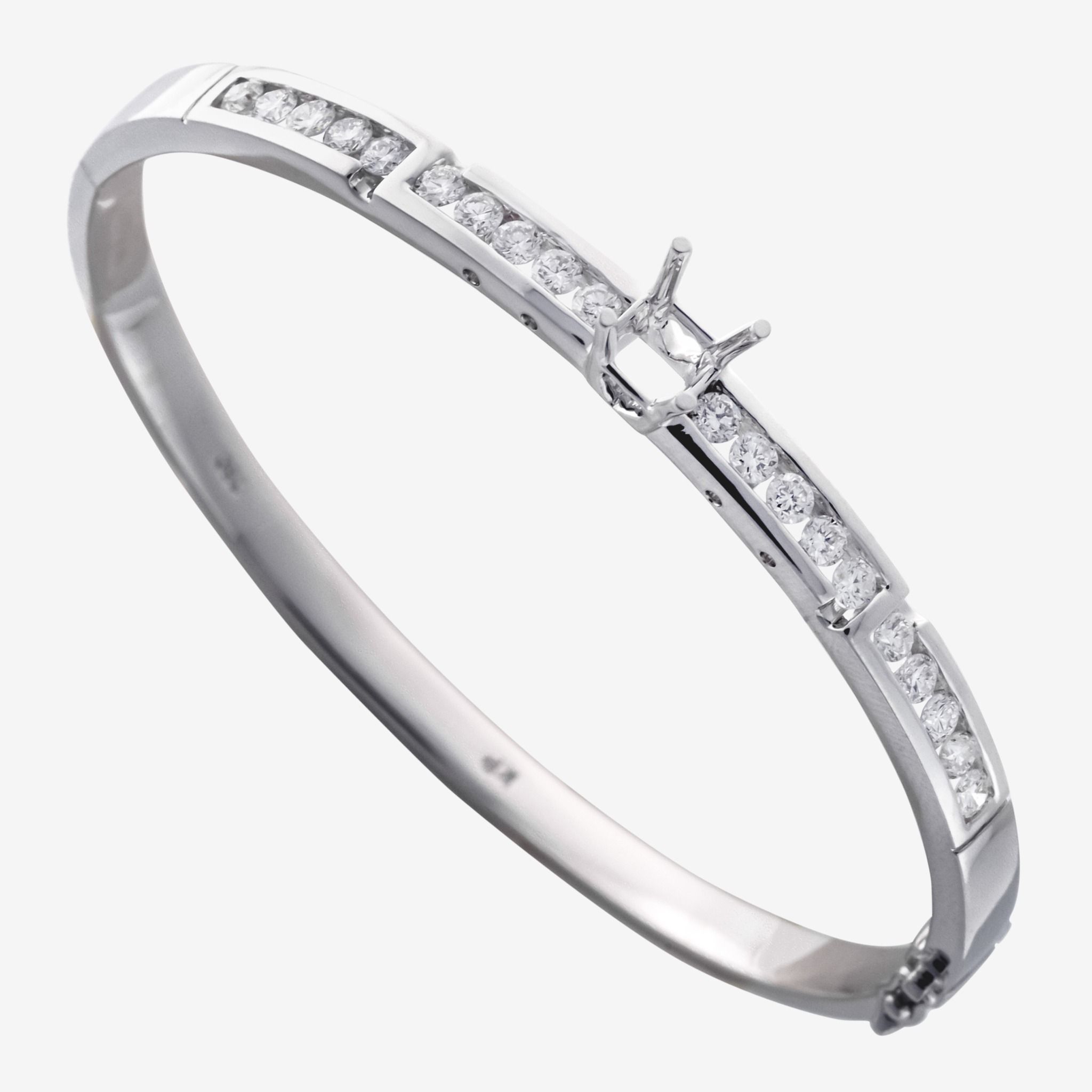 ACCENTED SEMI-SET BANGLE