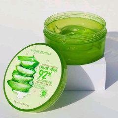 Gel lô hội Nature Republic 92% 300ml