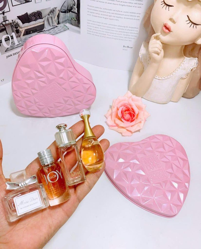 Dior - Set 4 Nước Hoa Mini (Hộp Tim Hồng) Ko tđ