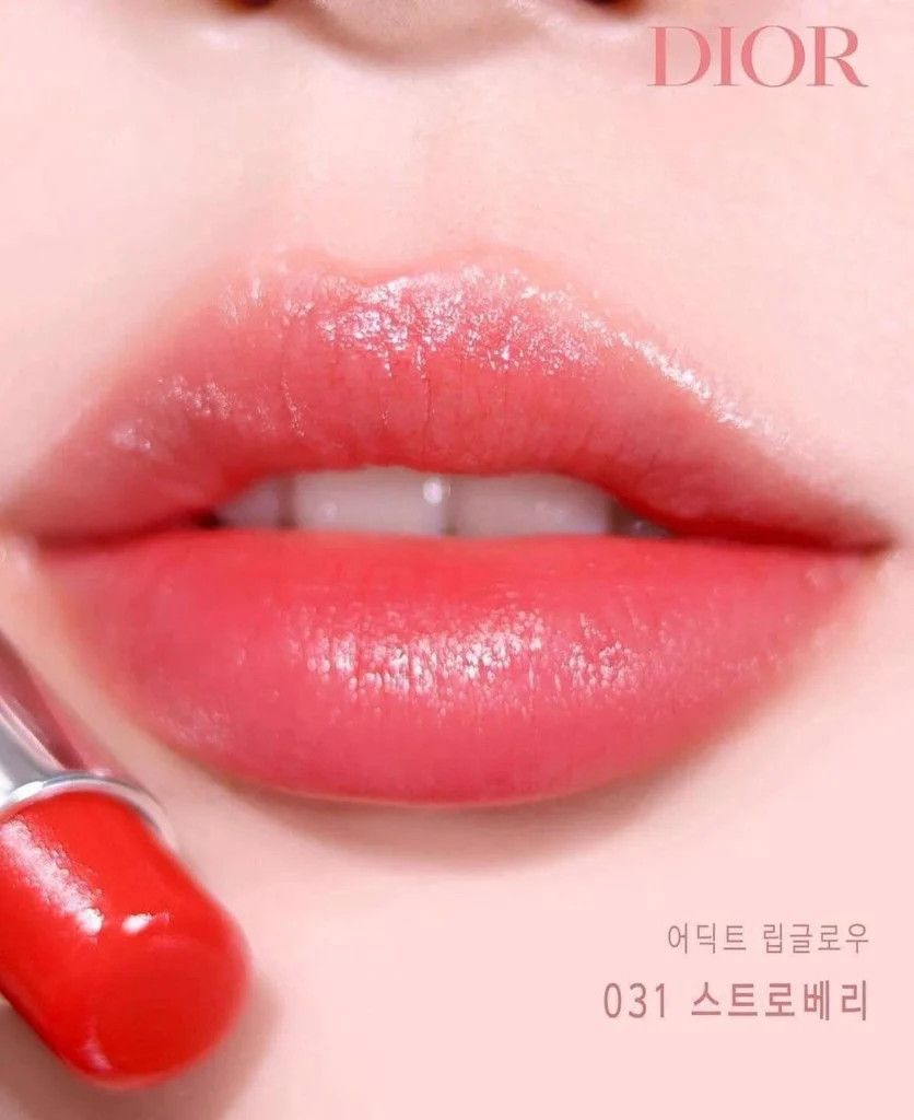 Dior - Son Dưỡng Addict Lip Glow #031 Strawberry (Mẫu Mới) - Ko Tđ