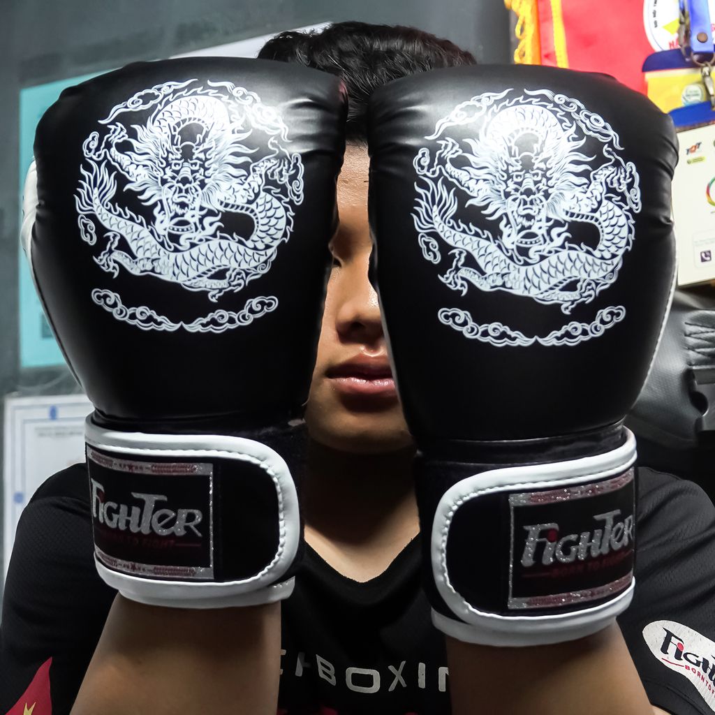 Găng Boxing Fighter Dragon Cao Cấp - White