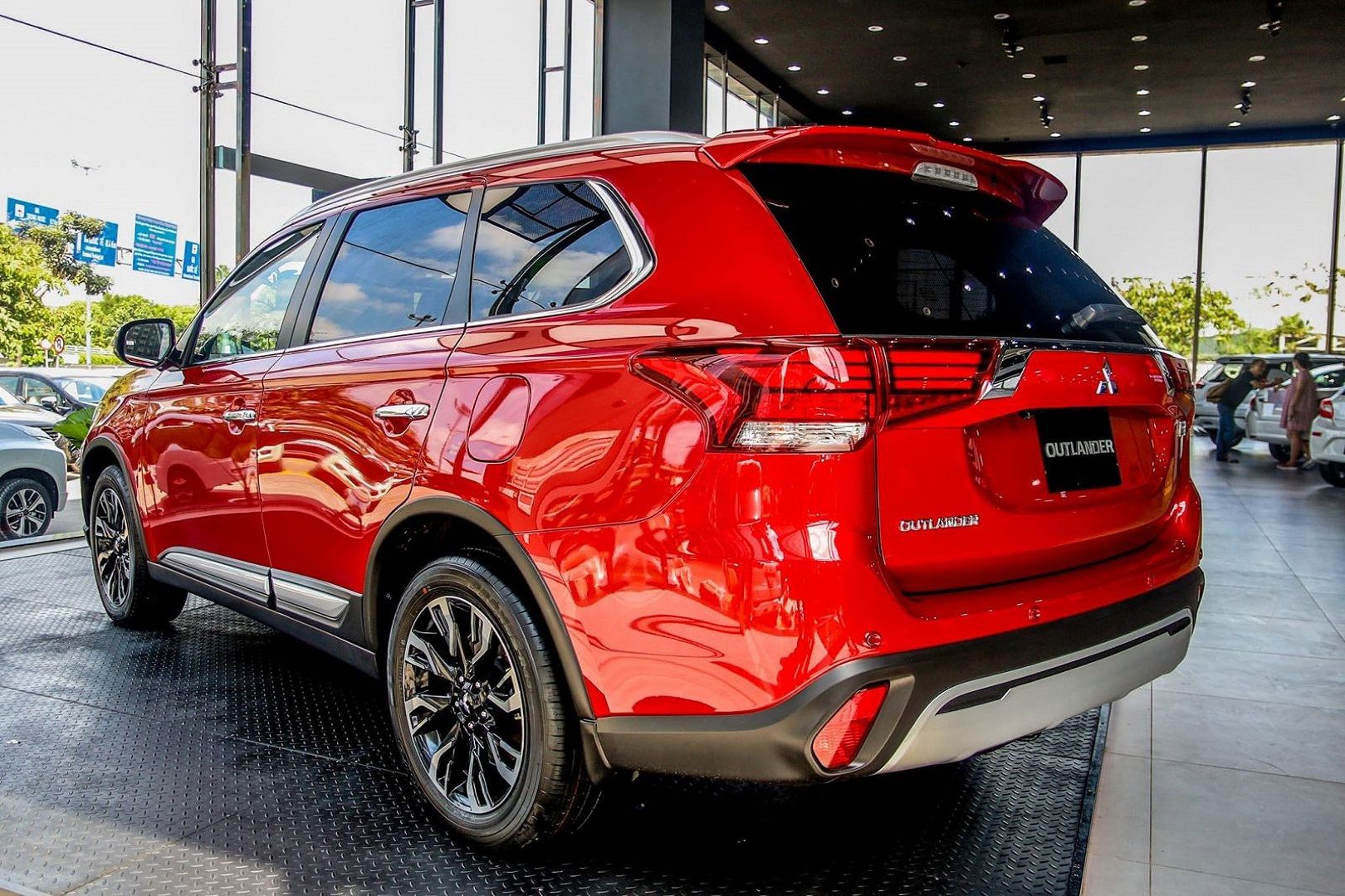 Mitsubishi Outlander