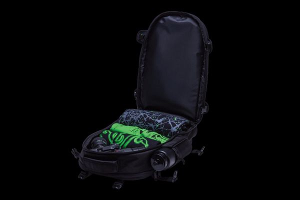  Balo RAZER ROGUE BACKPACK 15.6 Inch 