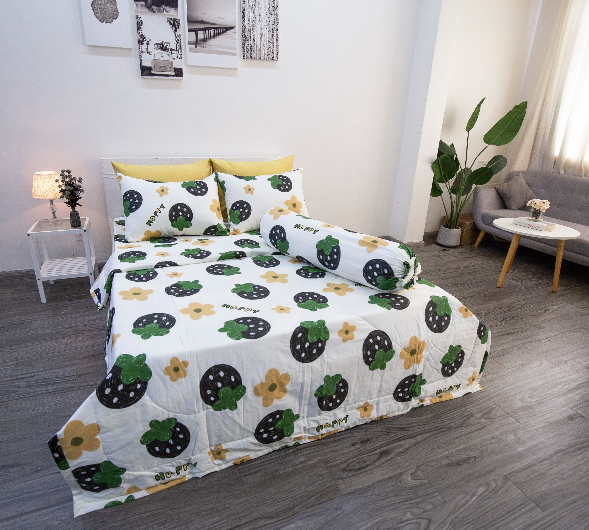 BỘ COTTON HOẠ TIẾT TRÁI DÂU ĐEN