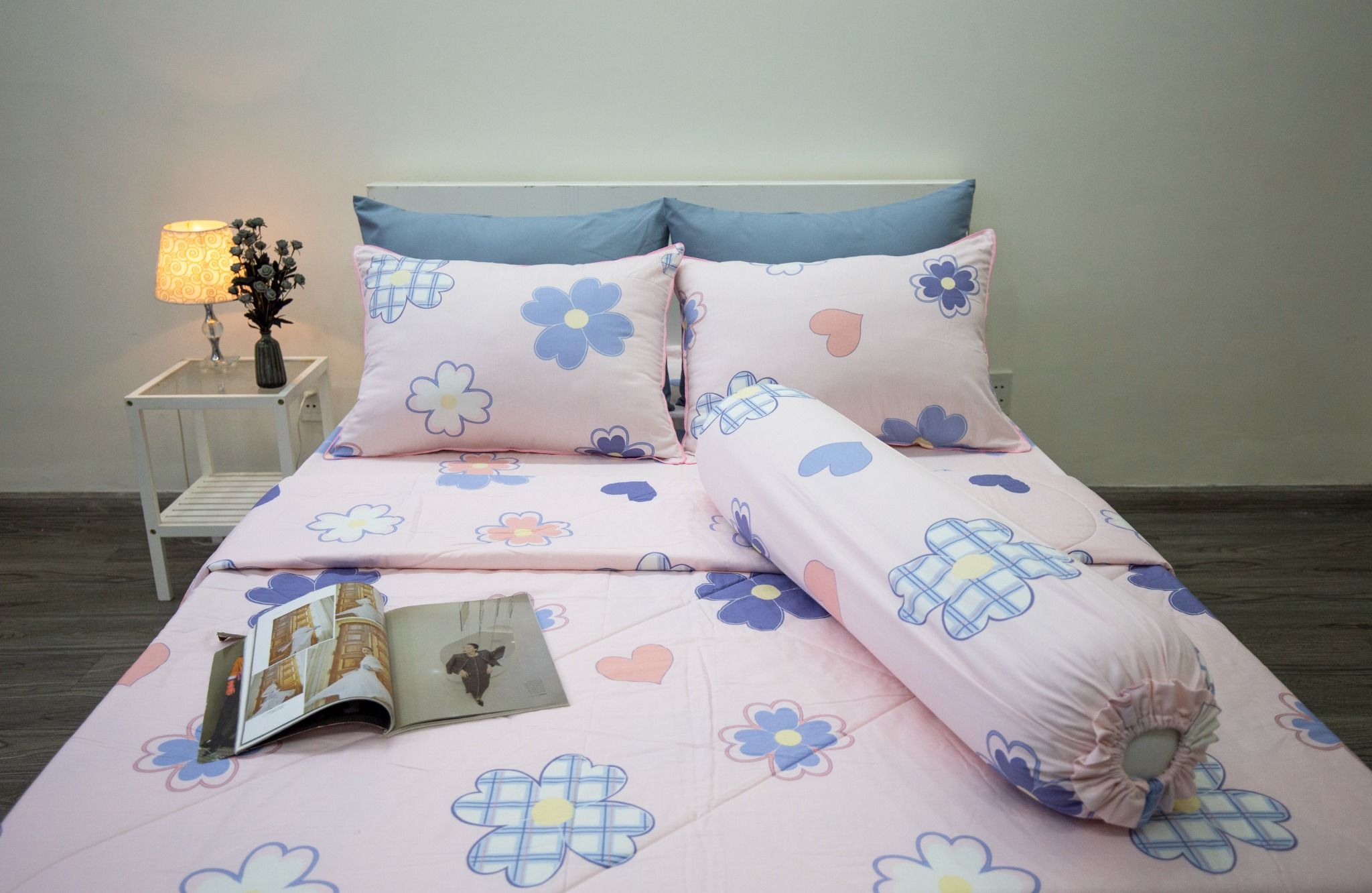 BỘ CHĂN GA GỐI NGỌC HẠNH COTTON HOA 4 LÁ HỒNG