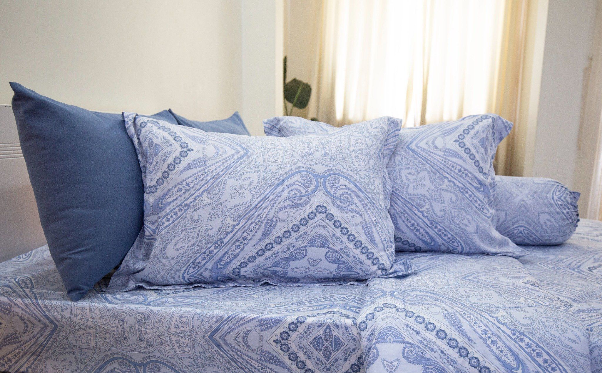 Bộ Tencel Lụa Hoa Văn Xanh Dương