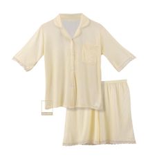 Set đồ ngủ pyjama áo ngắn tay, quần đùi viền ren DN4510