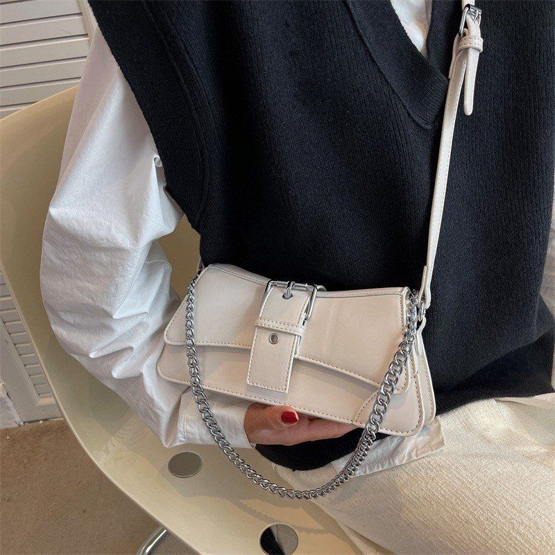 Túi đeo chéo đeo vai nữ dáng thuyền phối xích bạc phong cách thời trang cá tính đi chơi đi làm