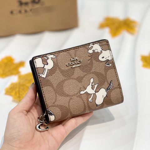 Ví Coach Nữ Hoạ Tiết Spoony Mini