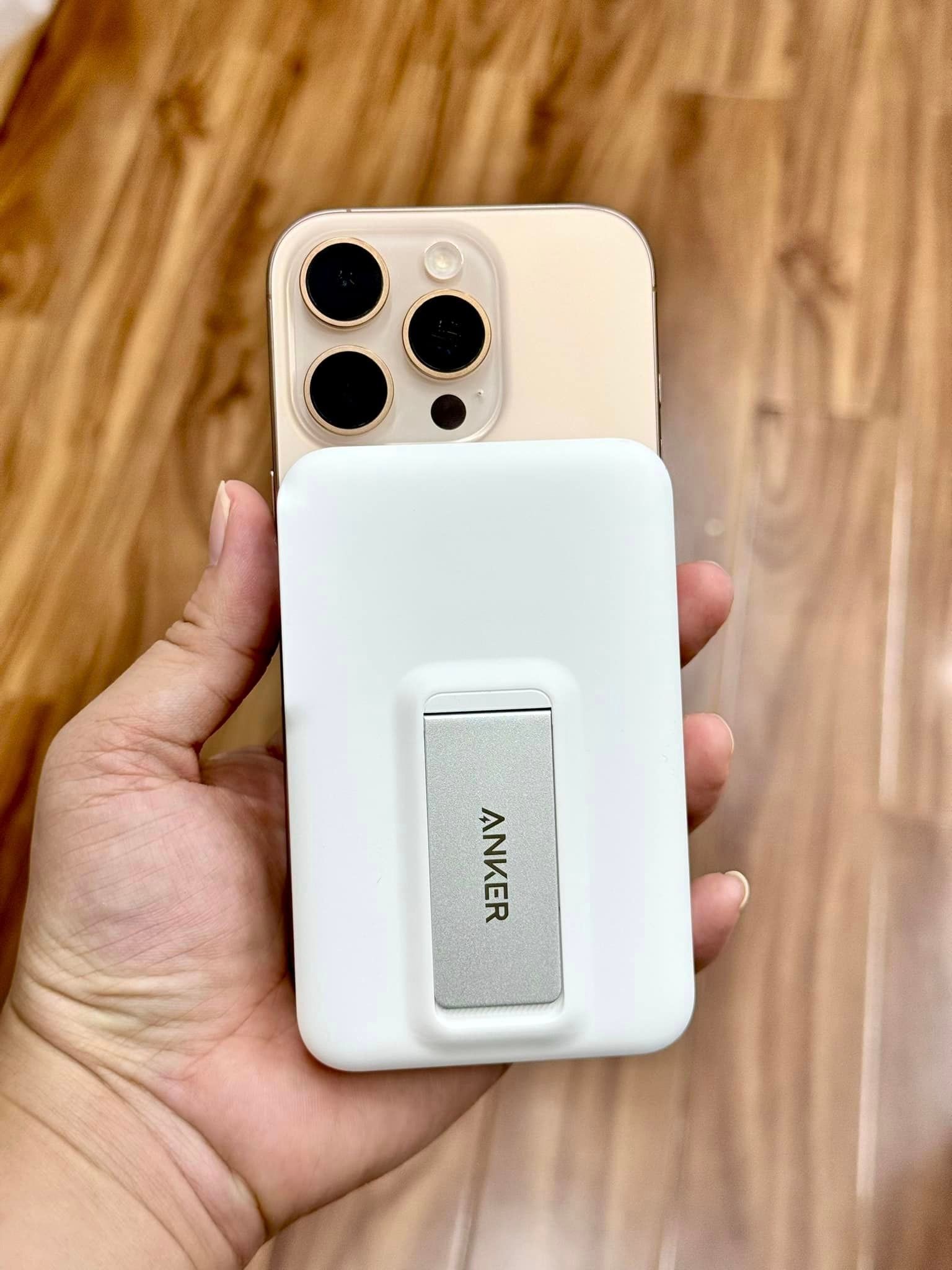 Pin Anker MagGo 15W 10.000mah - A1654 (Trắng)