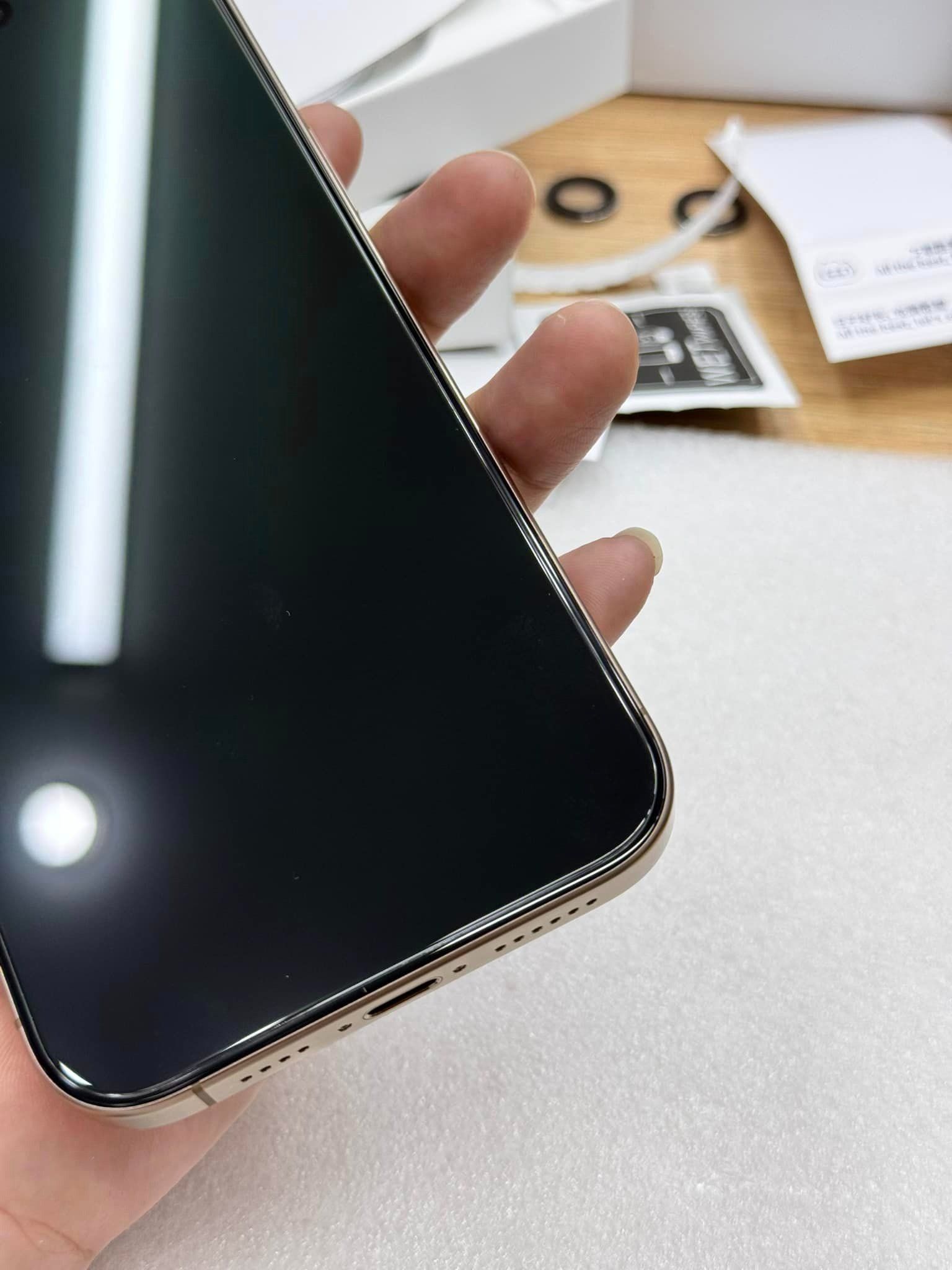 KĆnh 16Plus Trong Nillkin H+ (Có Khung trợ dĆ”n)