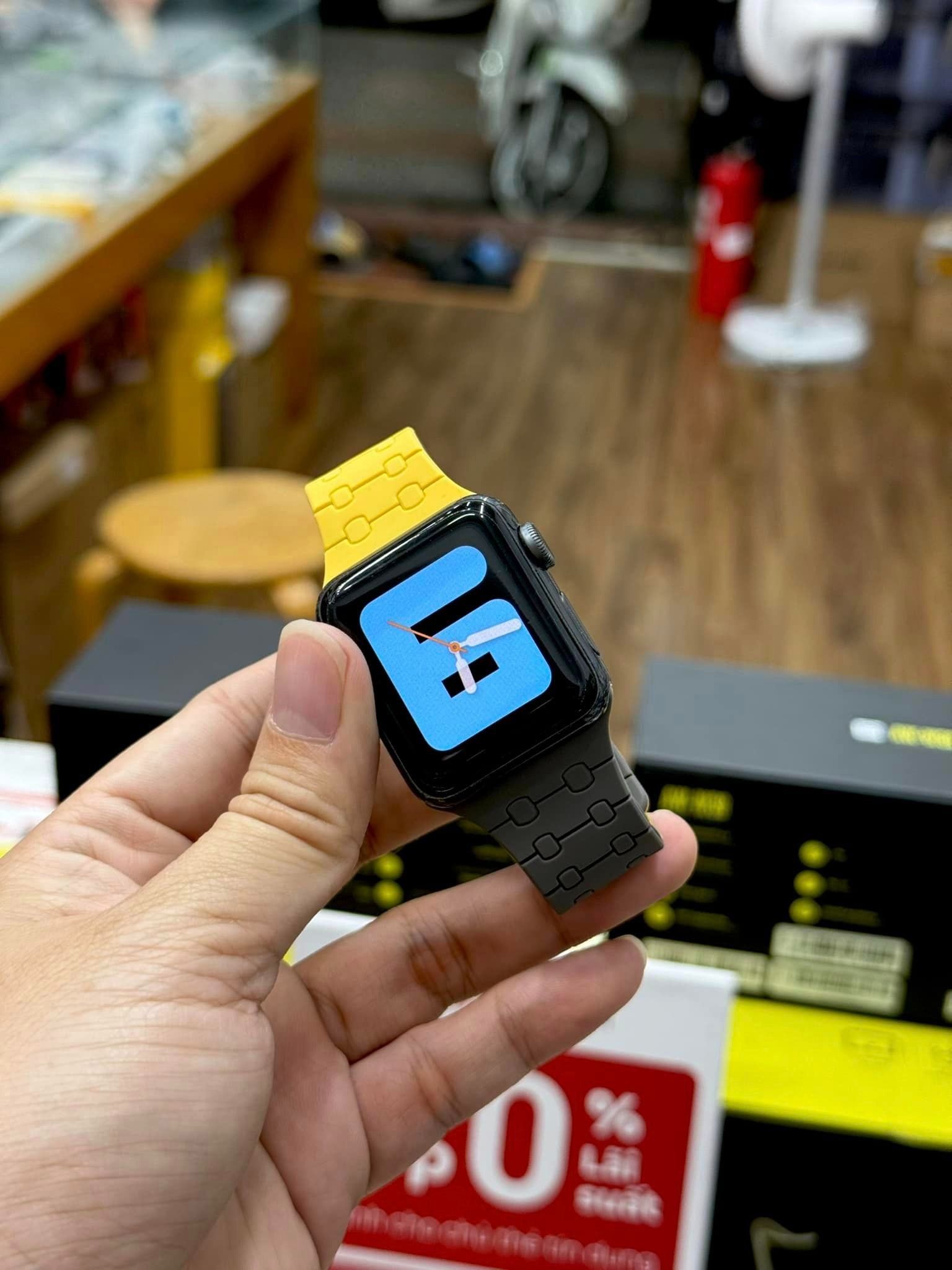 Dây Applewatch Magnetic (44/45/49mm) Vàng/Xám