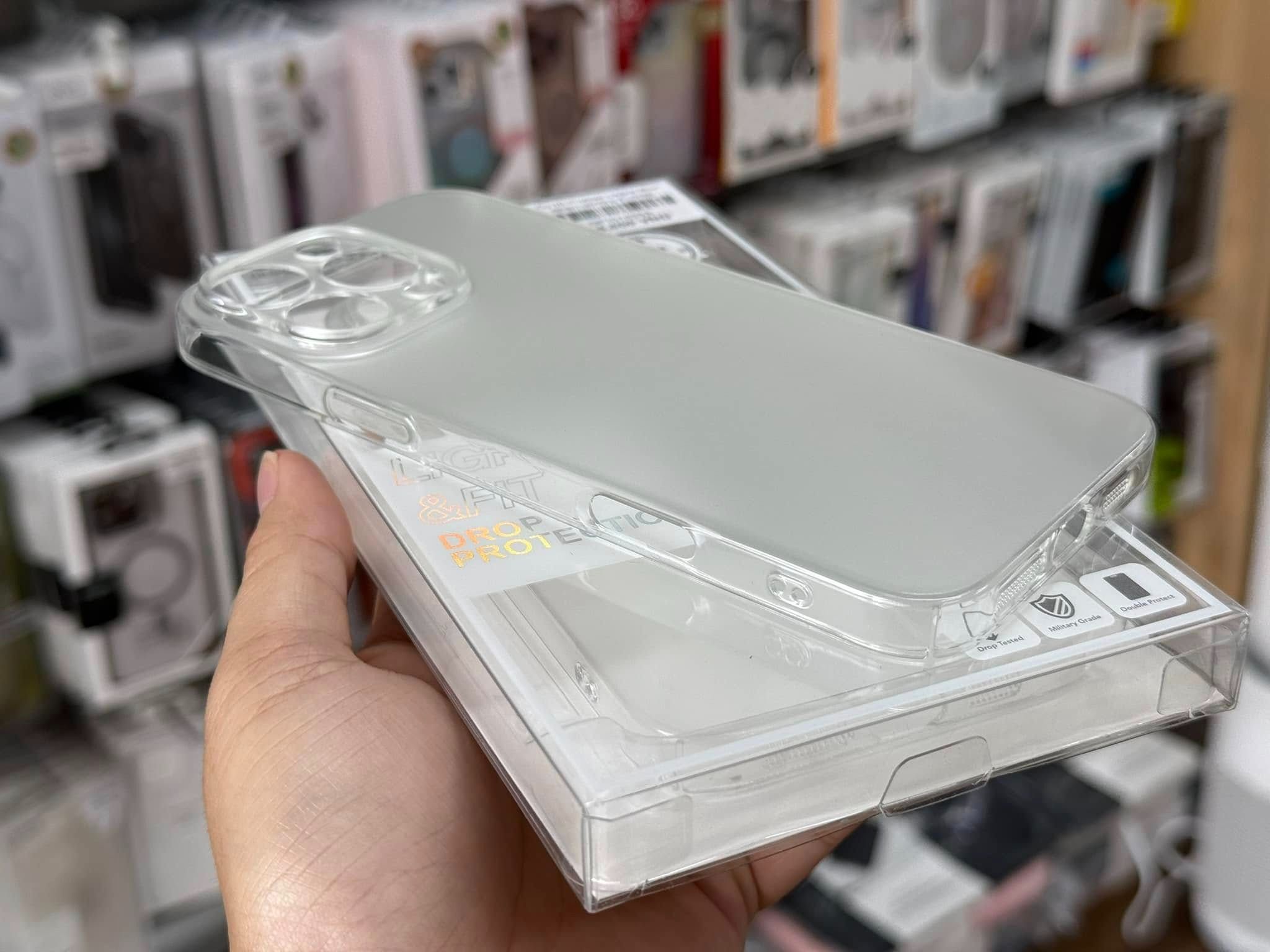 Ốp 15 Promax Likgus Slim Nhám (Không ố vàng)