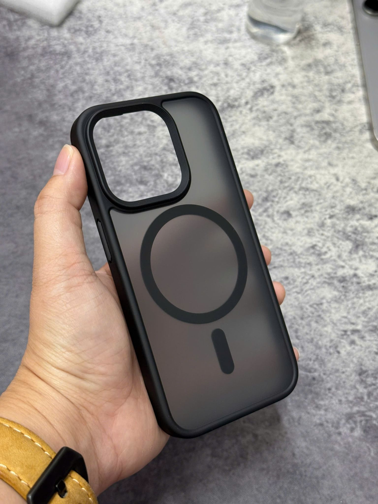 Ốp 15 Pro Likgus Nhám Magsafe