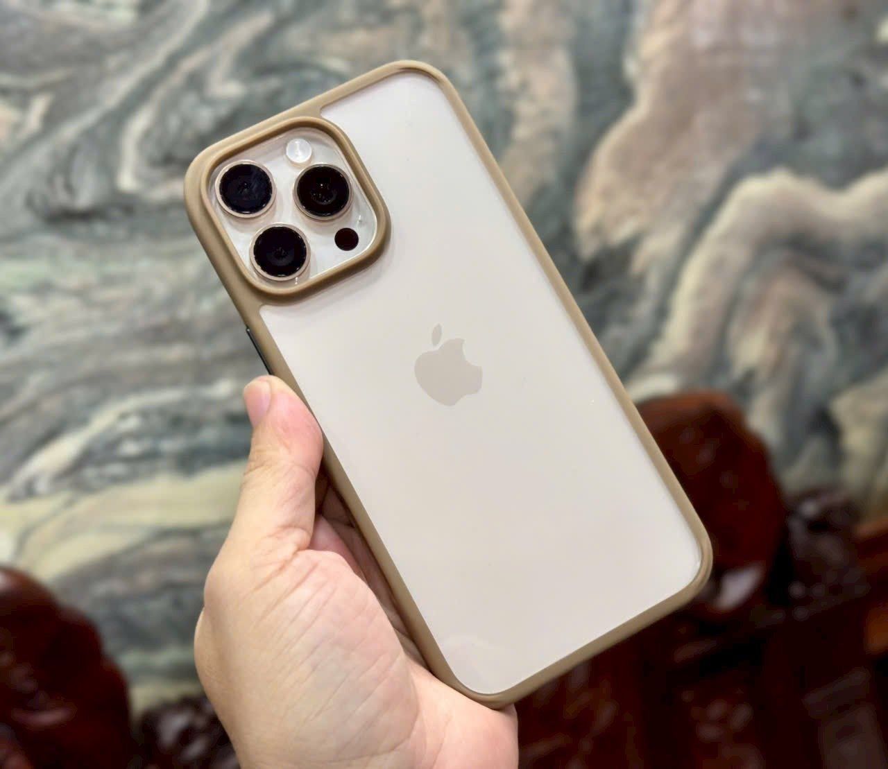 Ốp 16 Pro Likgus Ming-Desert