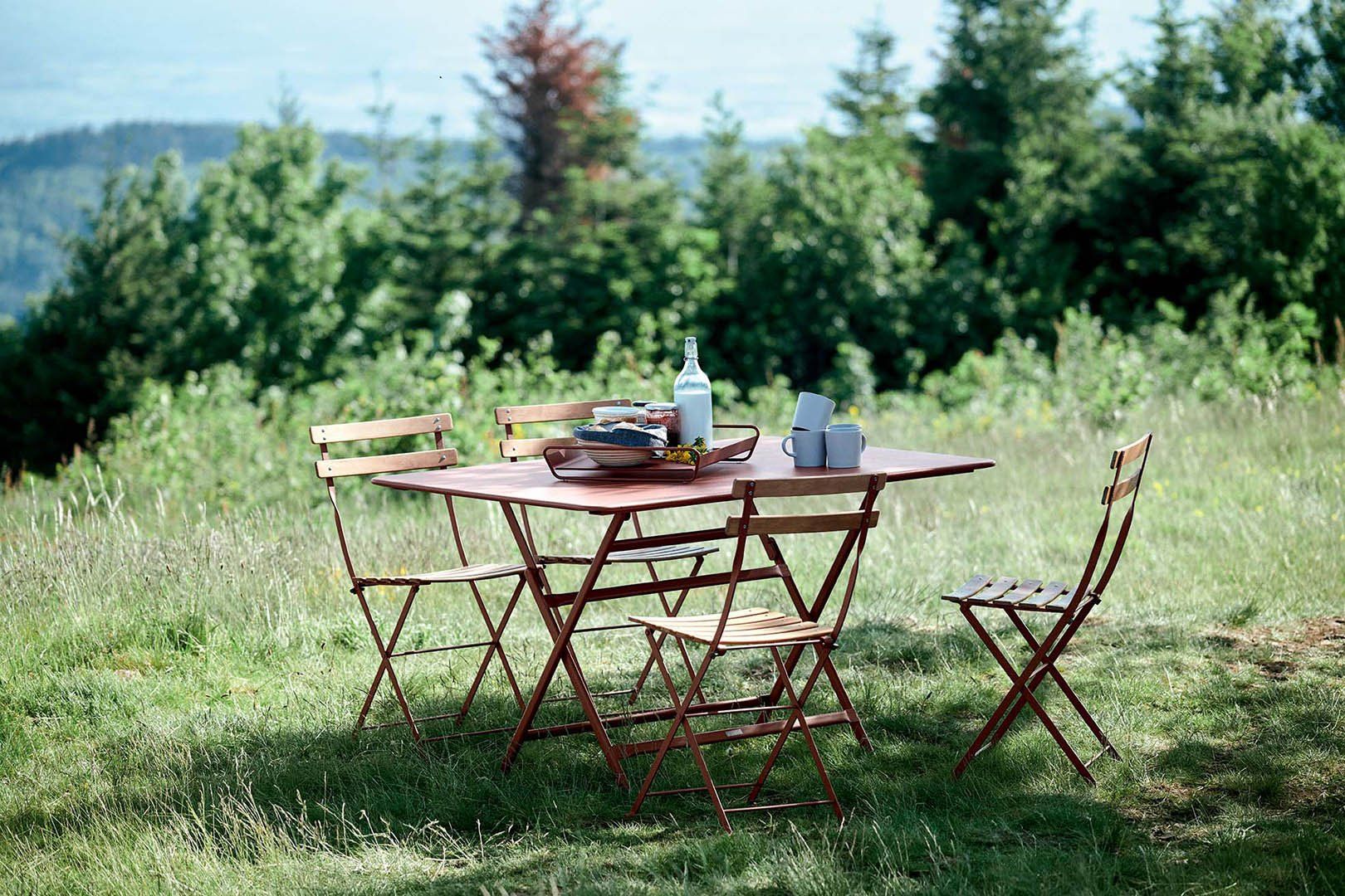 CARACTÈRE Table 128 X 90 cm