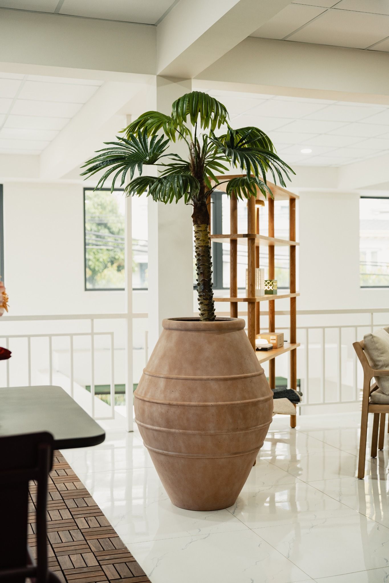 LAVA CONCRETE Planter H.95