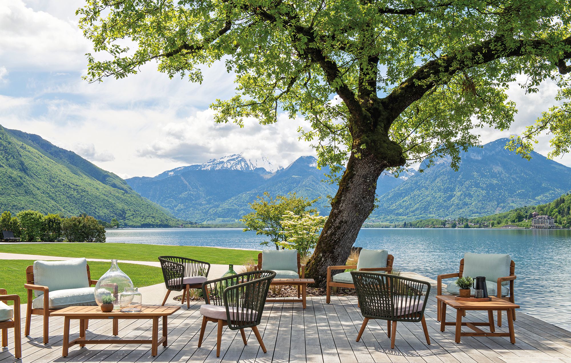 GORDES Low Armchair