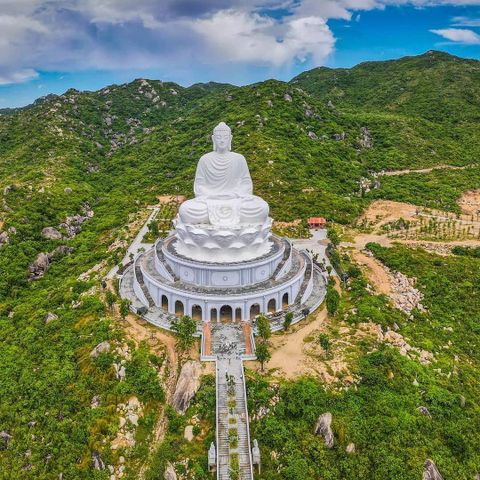 Tour hành hương