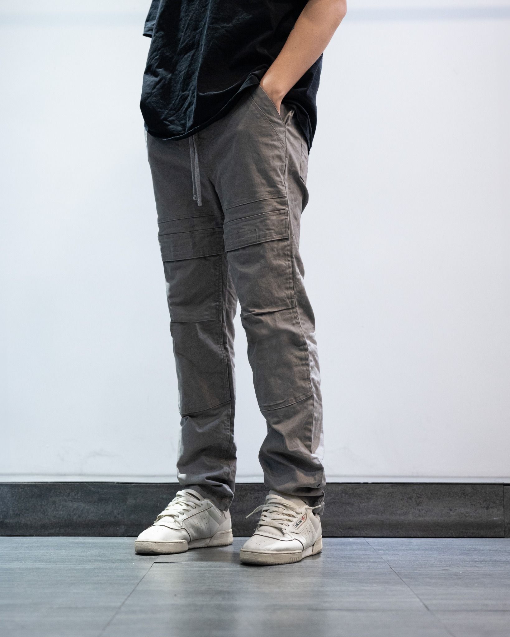 LOOSE HYBRID CARGO PANTS - SUVA GREY