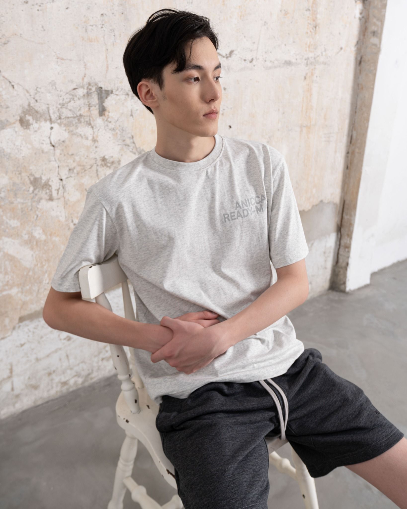 BLANK TEE - LIGHT HEATHER GREY