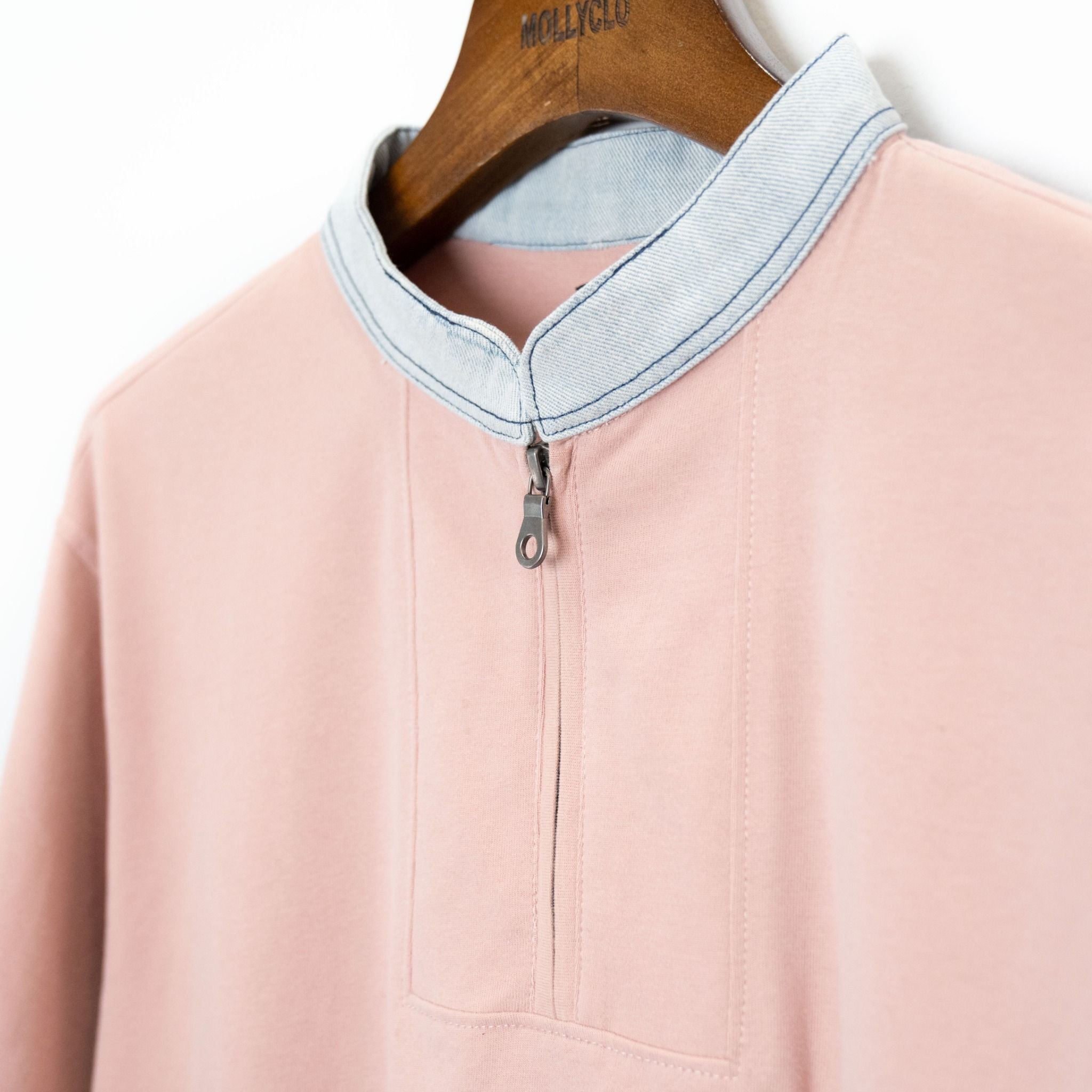 ZIP UP HENLEY DENIM COLLAR SHIRT - PINK PASTEL