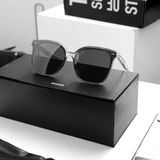 Mắt Kính Mát Nam Nữ Chữ V GENTLE MONSTER Sal Màu Đen tròng kính Polarized phân cực chống tia UV 400 xuất xịn + Ảnh Test