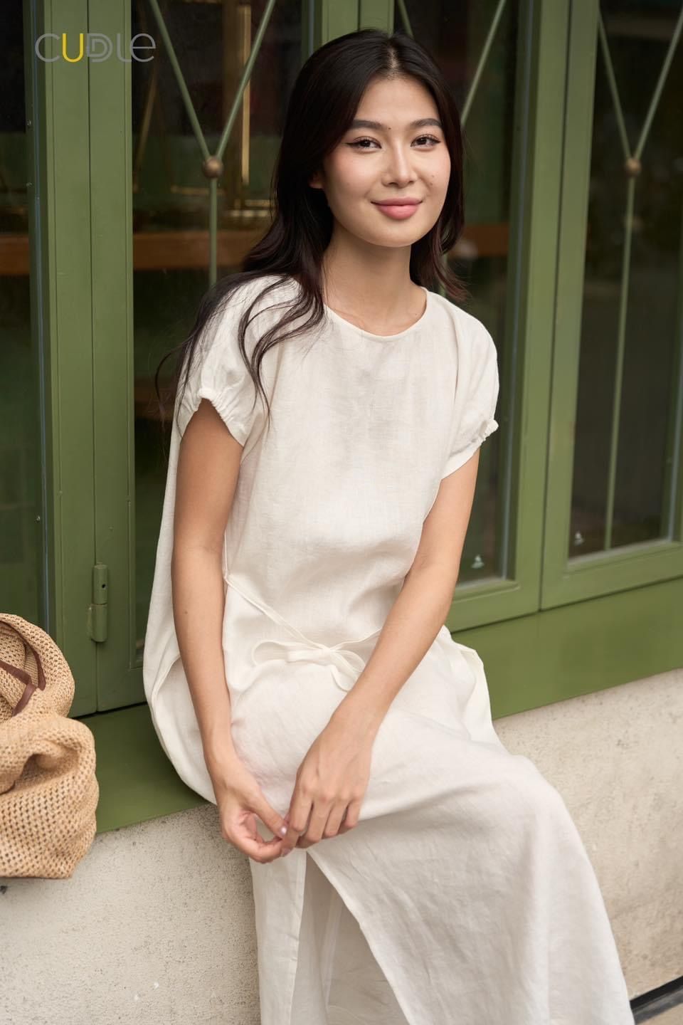 Ella Minimal Dress