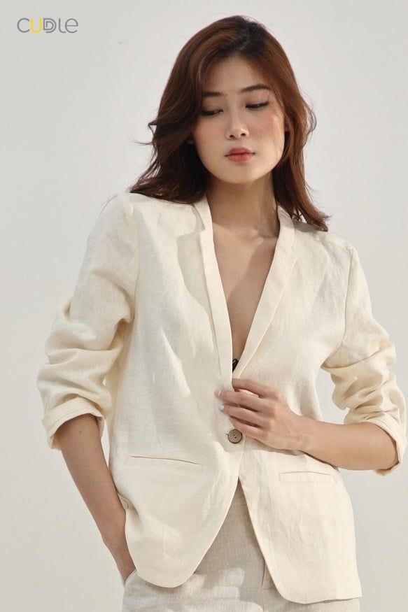 Minimalist Blazer