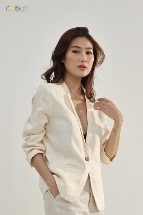 Minimalist Blazer