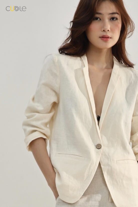 Minimalist Blazer