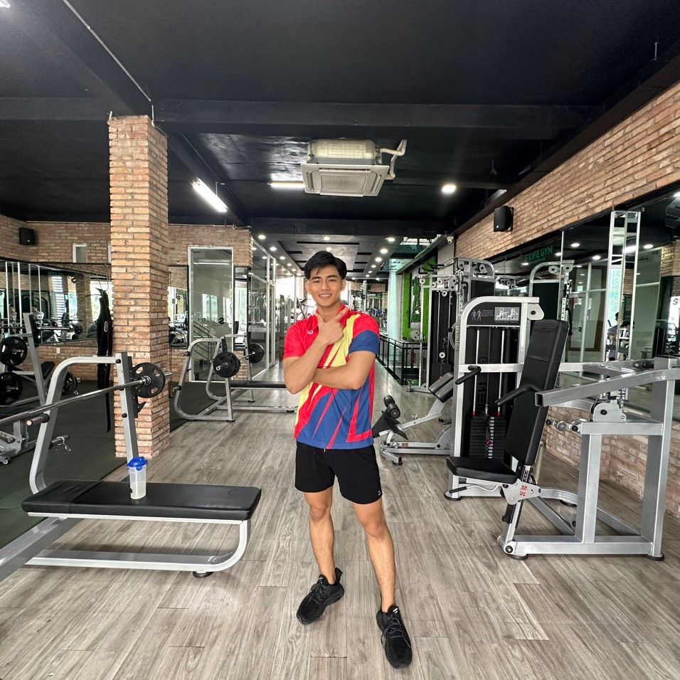 Áo Polo thể thao nam nữ KLOOP thấm hút mồ hôi màu đỏ- BST EXTREME CHALLENGE