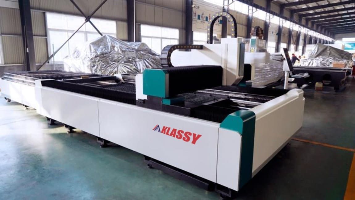  Máy Cắt Laser CNC Bàn Chuyển Đổi, Khung Đúc E4020 