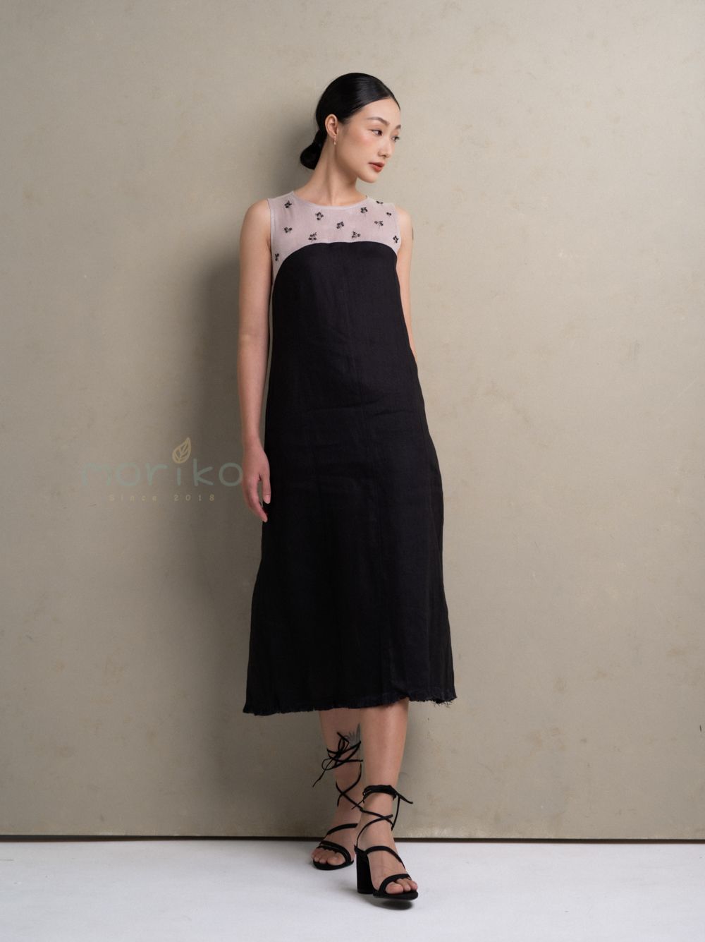 Đầm Linen phối Linen tơ đính hạt