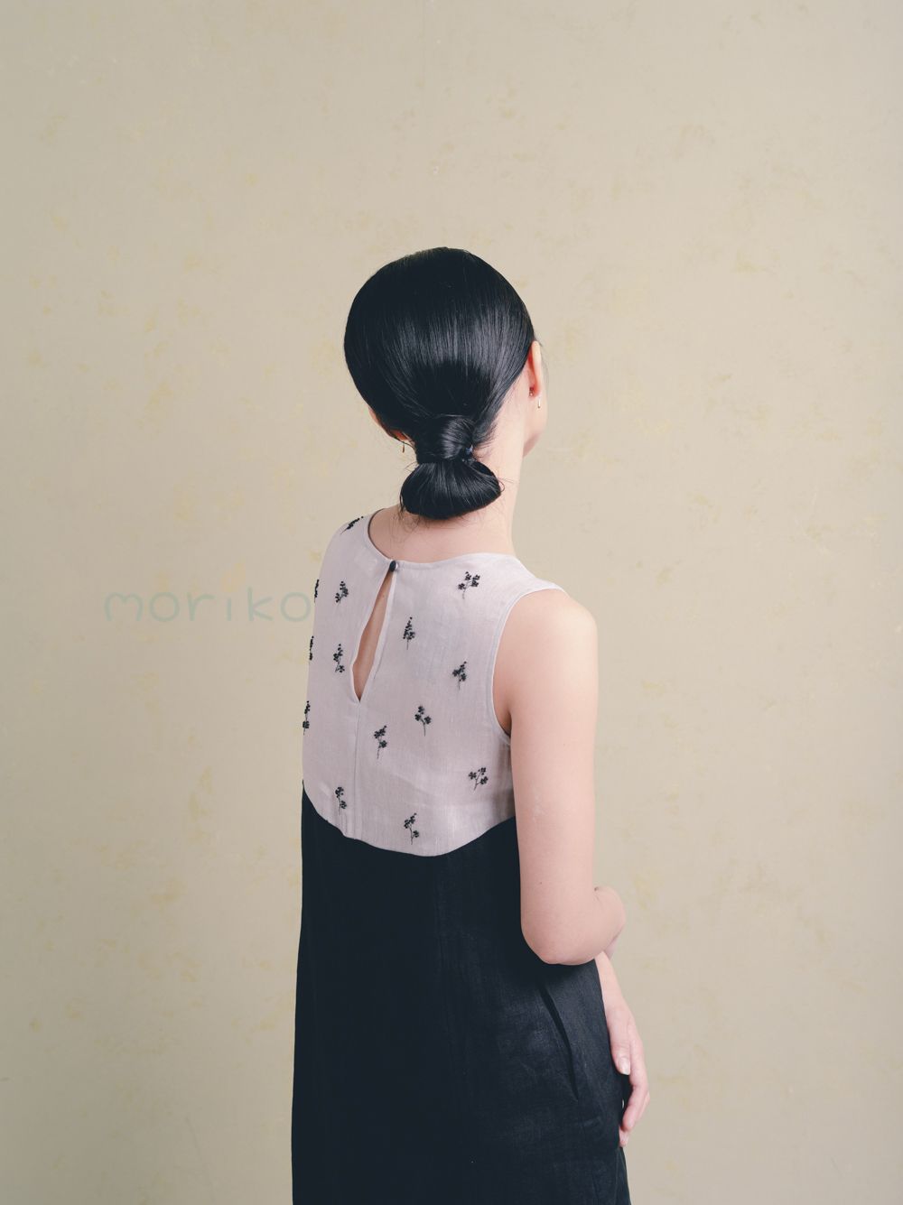 Đầm Linen phối Linen tơ đính hạt