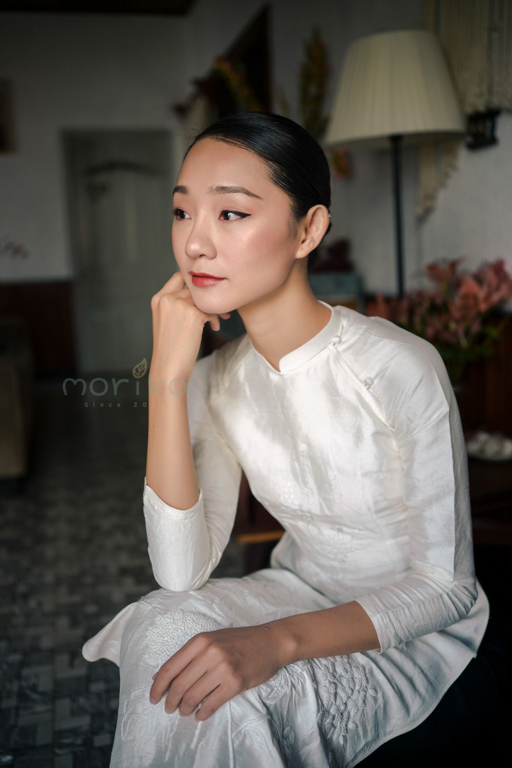 Áo Dài Tơ Tằm Thêu Hoa Phù Dung và Tigôn