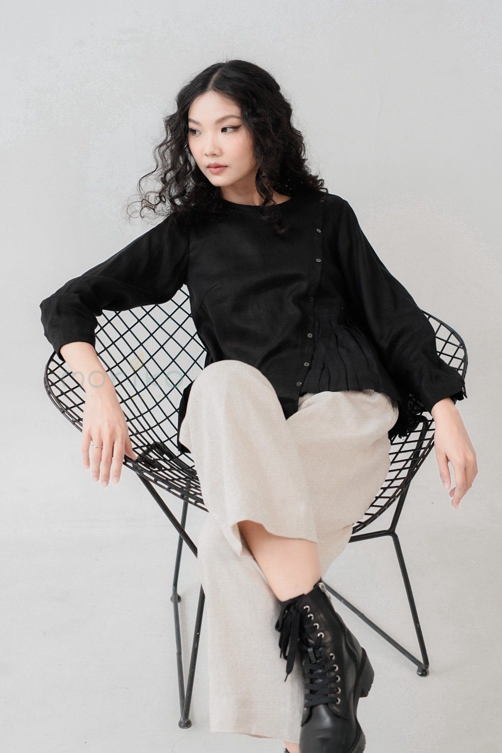 Quần Linen ống suông màu Kem