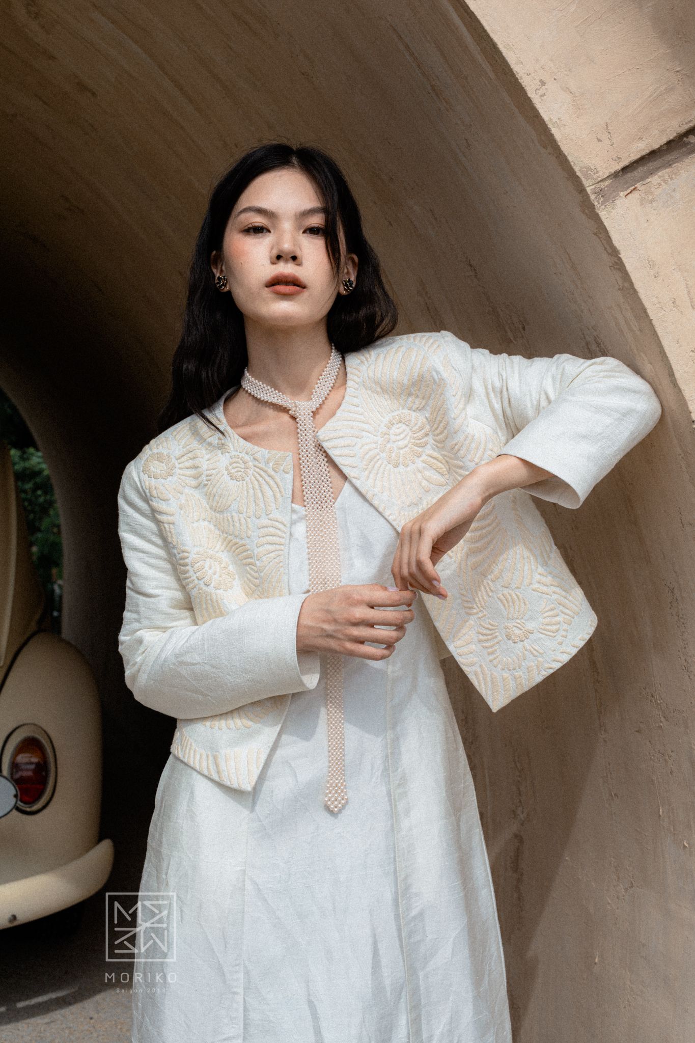 Box jacket - Áo khoác đũi tơ tằm thêu tay