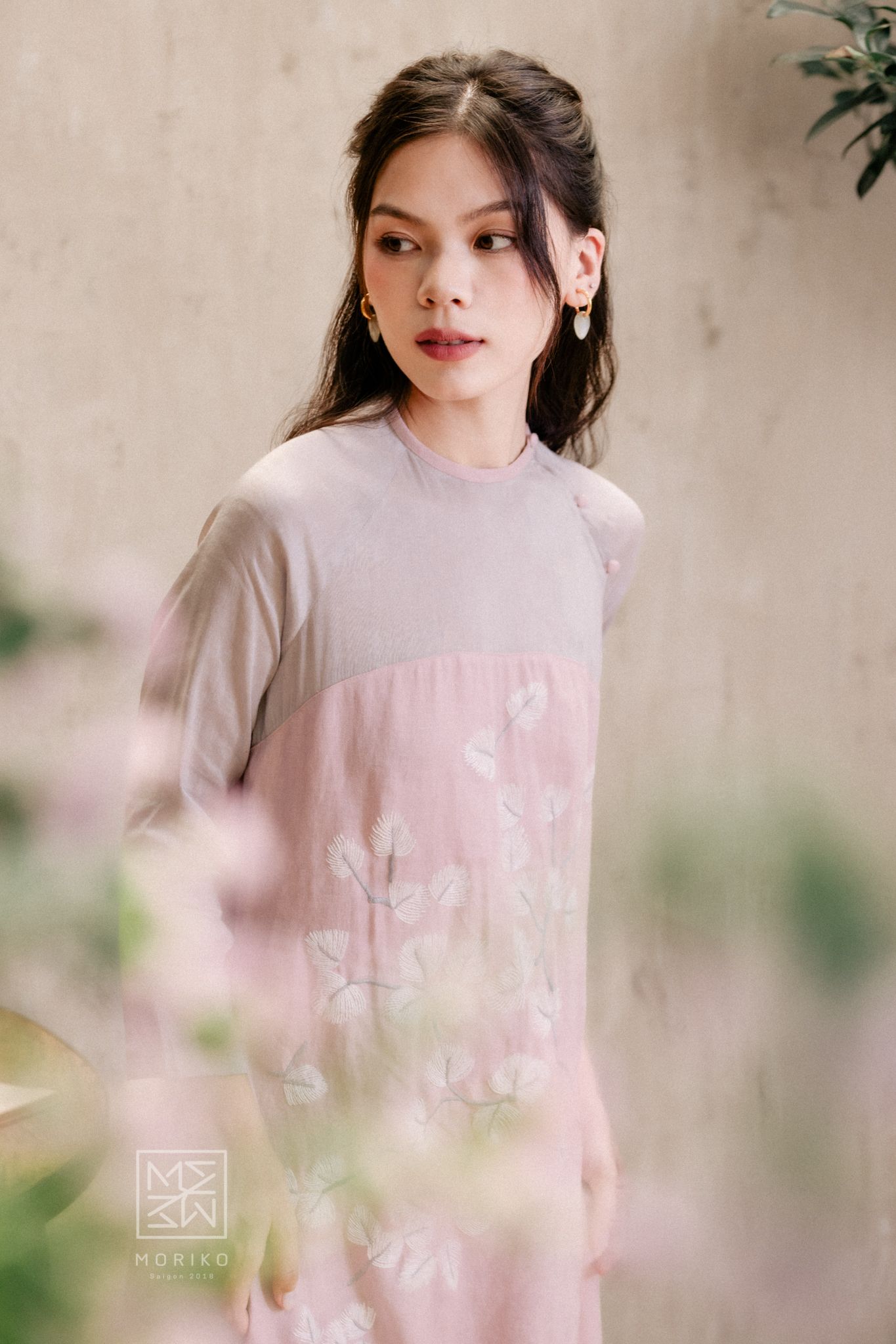 Áo dài Tuyết Tùng