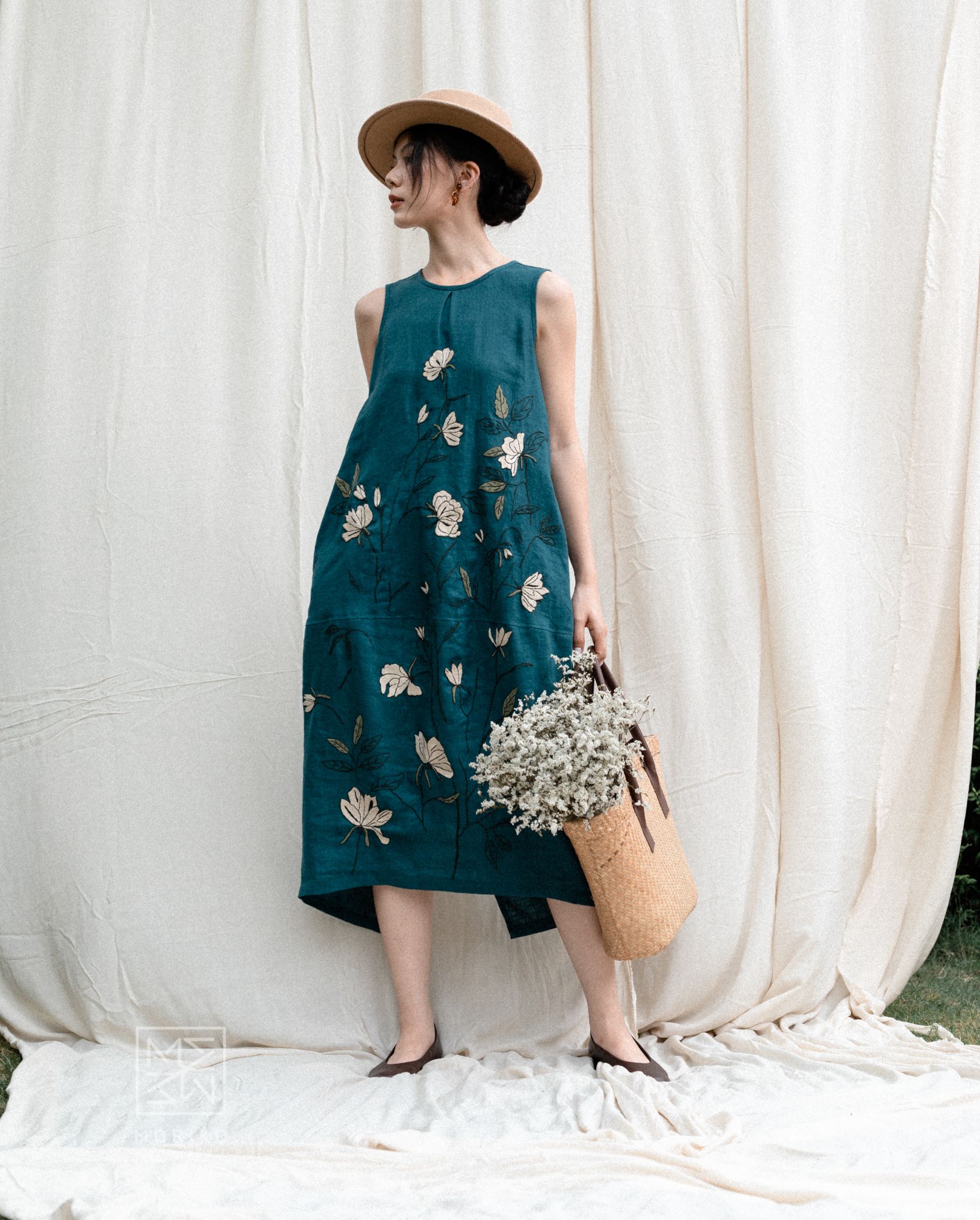 Lagoon Dress (Đầm bí xanh thêu hoa hồng)