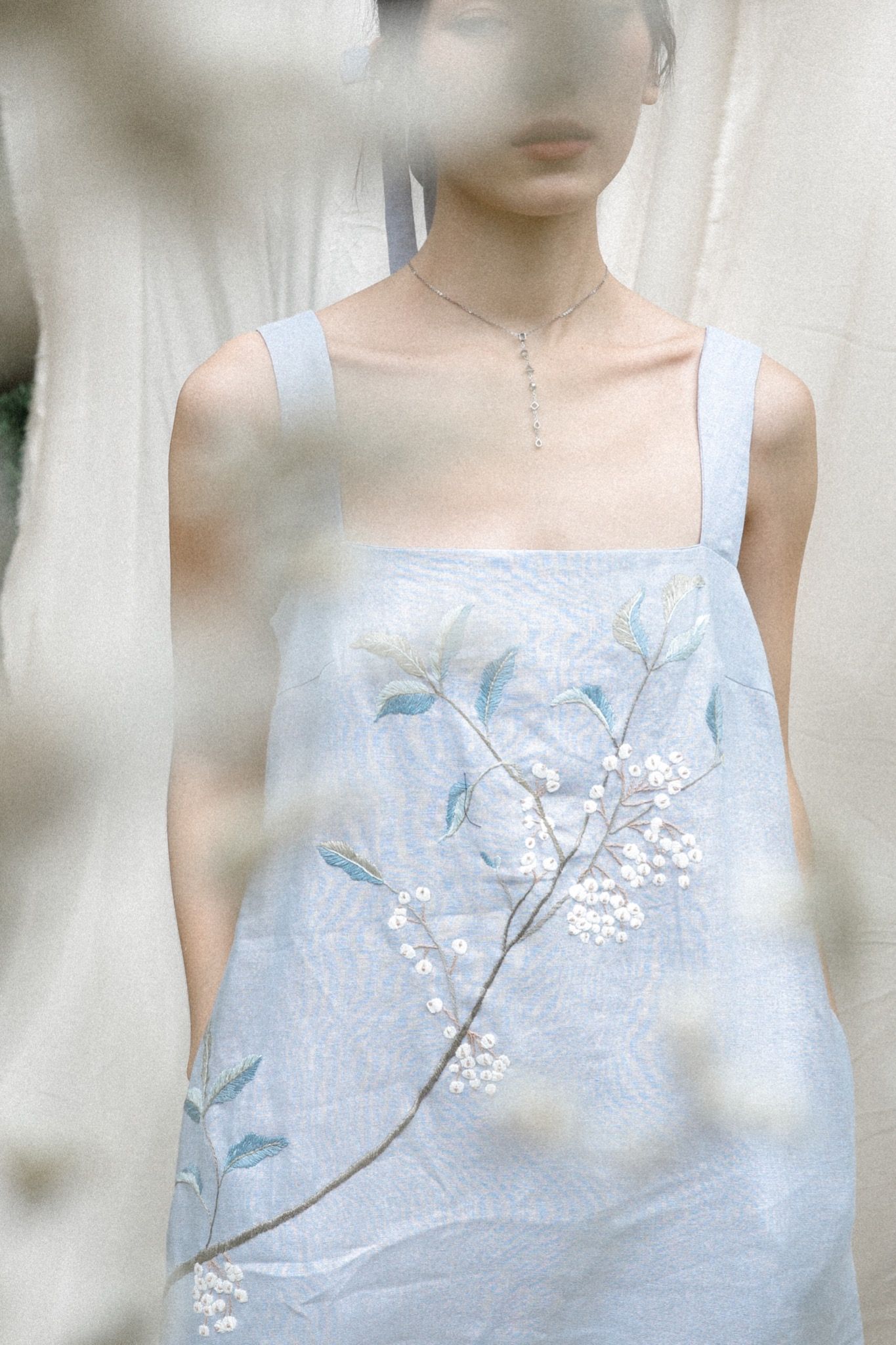 Nia Dress (Đầm Nia thêu cành dây táo gai)