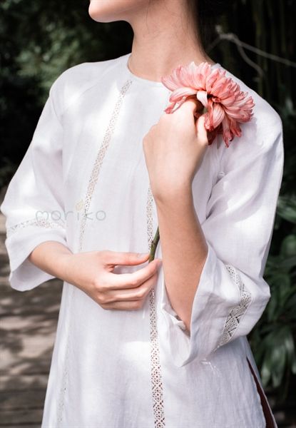 Áo Dài Linen Nashi phối ren.