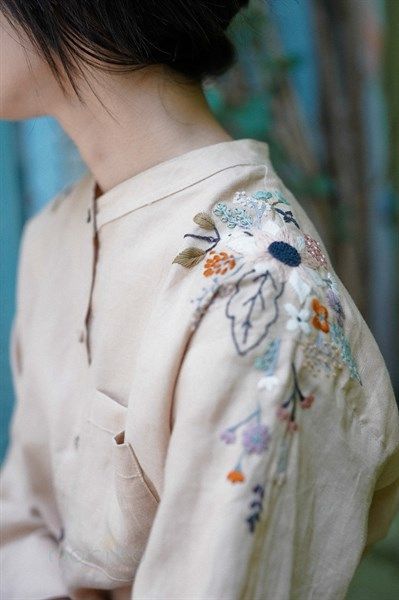 Đầm Sơmi thêu vai