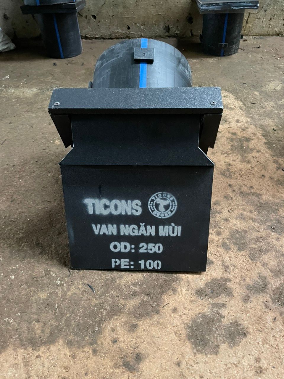 VAN CỬA LẬT