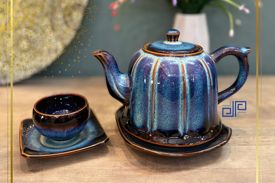 Bộ ấm chén sen chuông