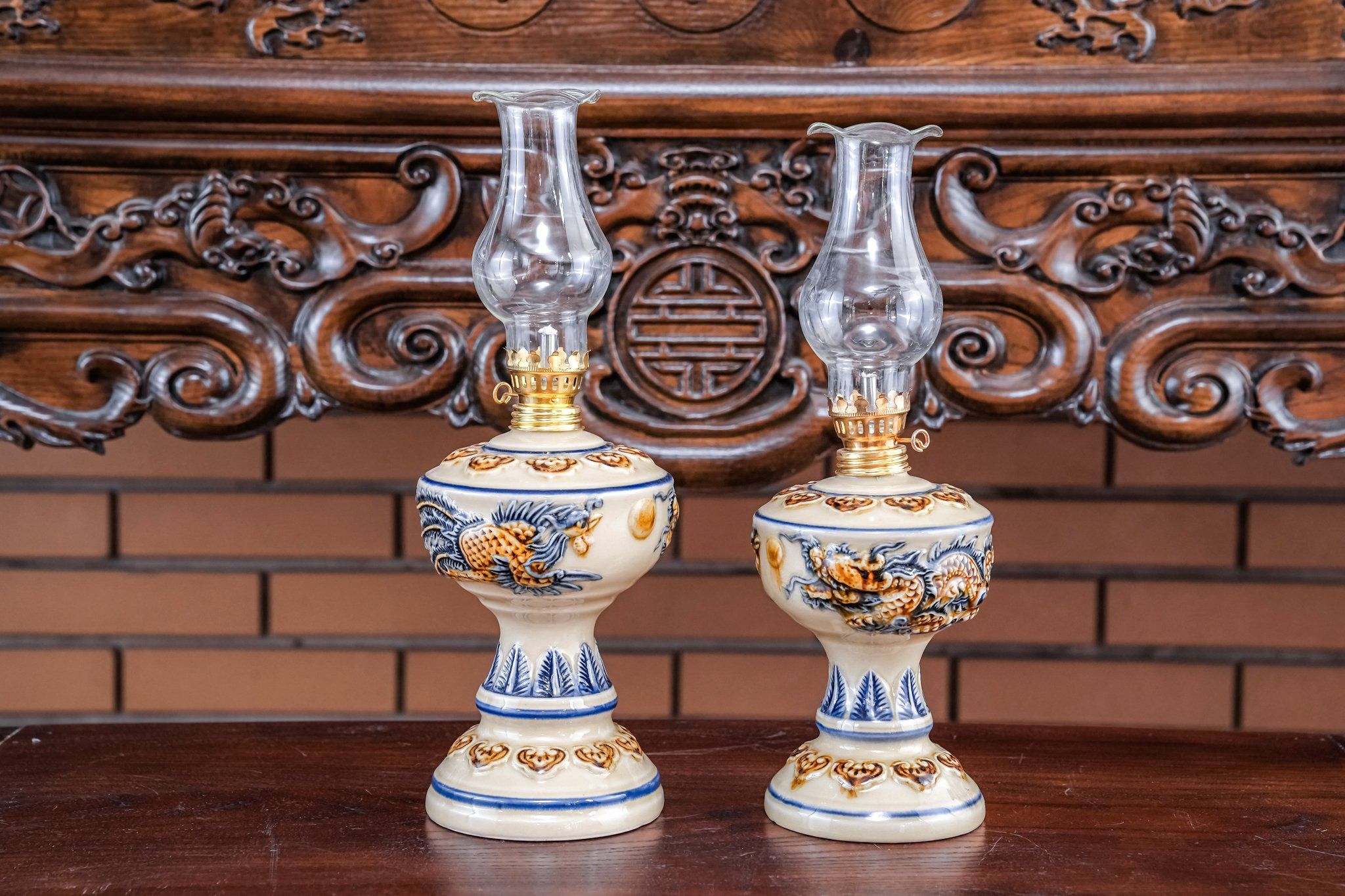 Đèn dầu Long Phụng